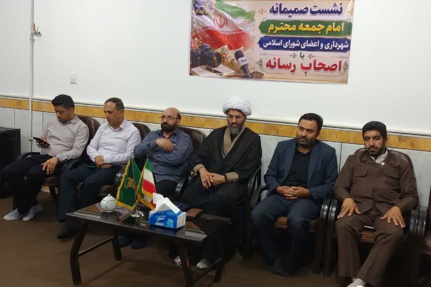 حجت‌الاسلام احمد اصلانی در نشست صمیمانه با اصحاب رسانه